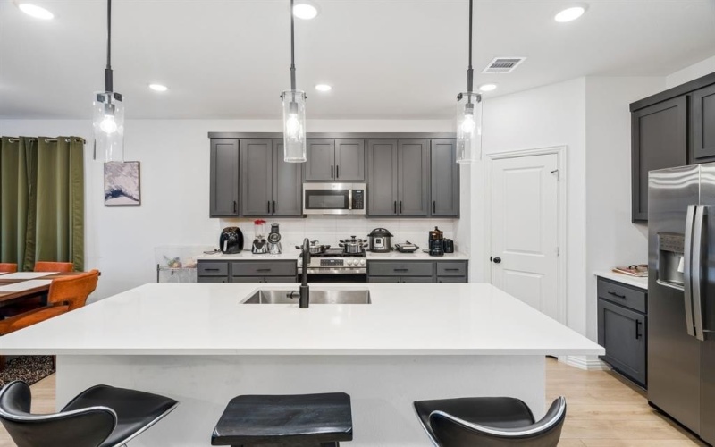 1308 Parkdale Street, Forney, TX 75126, 3 Habitaciones Habitaciones , ,2 BañosBaños,Residential,En Venta,1308 Parkdale Street,0,21167522