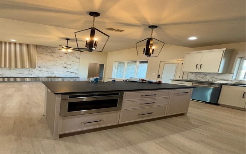 3310 Birdie, Abilene, TX 79606, 4 Habitaciones Habitaciones , ,3 BañosBaños,Residential,En Venta,3310 Birdie,0,21174077