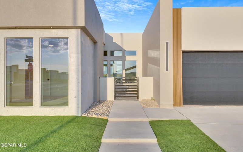 1364 COSTANZO Place, El Paso, TX 79928, 4 Bedrooms Bedrooms, ,3 BathroomsBathrooms,Residential,For Sale,1364 COSTANZO Place,0,937920