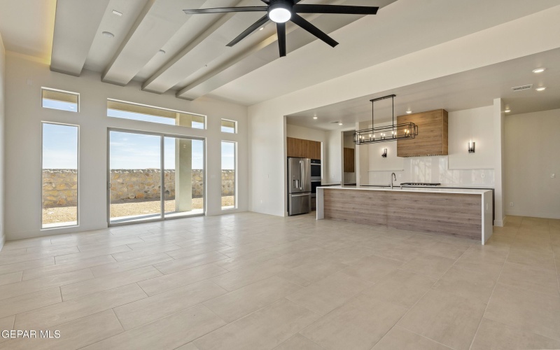 1372 COSTANZO Place, El Paso, TX 79928, 3 Habitaciones Habitaciones , ,5 BañosBaños,Residential,En Venta,1372 COSTANZO Place,0,937922