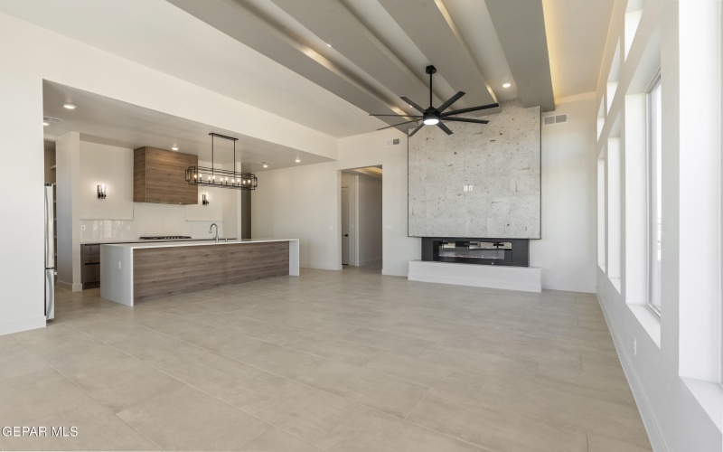 1372 COSTANZO Place, El Paso, TX 79928, 3 Habitaciones Habitaciones , ,5 BañosBaños,Residential,En Venta,1372 COSTANZO Place,0,937922