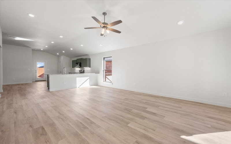 2414 Aberdeen Avenue, Wolfforth, TX 79382, 3 Bedrooms Bedrooms, ,2 BathroomsBathrooms,Residential,For Sale,2414 Aberdeen Avenue,0,202601736