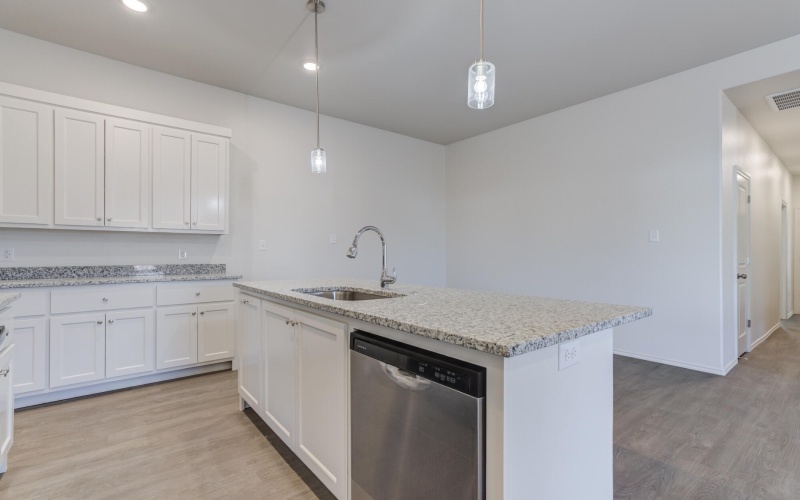 7011 40th Street, Lubbock, TX 79407, 3 Habitaciones Habitaciones , ,2 BañosBaños,Residential,En Venta,7011 40th Street,0,202601743