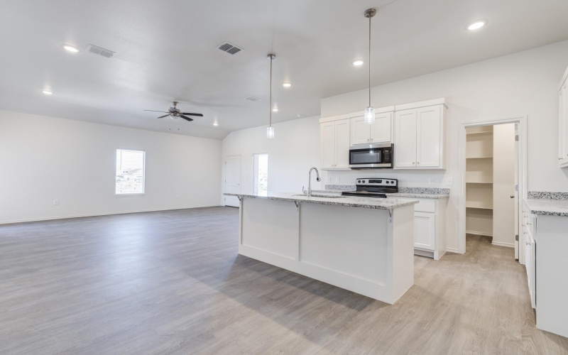 7011 40th Street, Lubbock, TX 79407, 3 Habitaciones Habitaciones , ,2 BañosBaños,Residential,En Venta,7011 40th Street,0,202601743