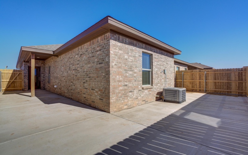 7011 40th Street, Lubbock, TX 79407, 3 Habitaciones Habitaciones , ,2 BañosBaños,Residential,En Venta,7011 40th Street,0,202601743