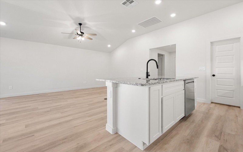 2417 Aberdeen Avenue, Wolfforth, TX 79382, 4 Bedrooms Bedrooms, ,2 BathroomsBathrooms,Residential,For Sale,2417 Aberdeen Avenue,0,202601744