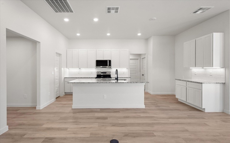 2417 Aberdeen Avenue, Wolfforth, TX 79382, 4 Bedrooms Bedrooms, ,2 BathroomsBathrooms,Residential,For Sale,2417 Aberdeen Avenue,0,202601744