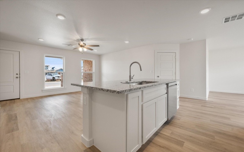 13816 Fremont Avenue, Lubbock, TX 79423, 3 Bedrooms Bedrooms, ,2 BathroomsBathrooms,Residential,For Sale,13816 Fremont Avenue,0,202601749