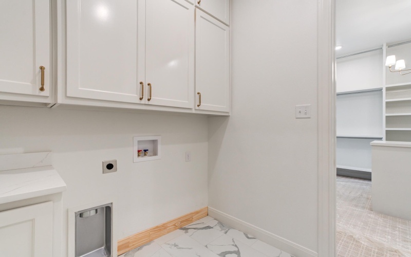 5309 County Rd 7670, Lubbock, TX 79424, 5 Bedrooms Bedrooms, ,3 BathroomsBathrooms,Residential,For Sale,5309 County Rd 7670,0,202601757