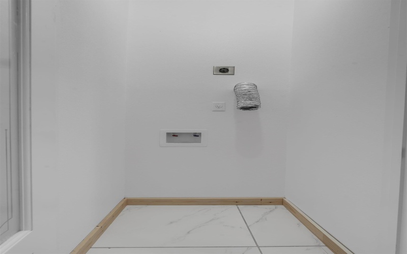 5061 Luna Grande Lp., LAREDO, TX 78046-6042, 3 Bedrooms Bedrooms, ,2 BathroomsBathrooms,Residential,For Sale,5061 Luna Grande Lp.,0,20260691