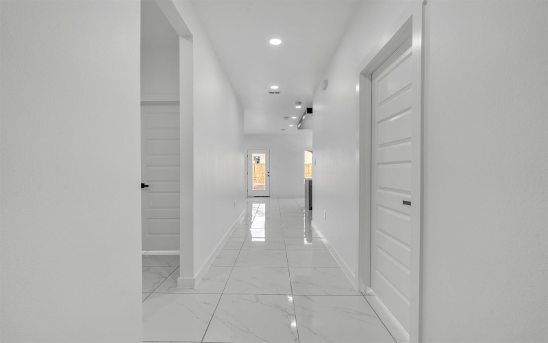 5061 Luna Grande Lp., LAREDO, TX 78046-6042, 3 Bedrooms Bedrooms, ,2 BathroomsBathrooms,Residential,For Sale,5061 Luna Grande Lp.,0,20260691