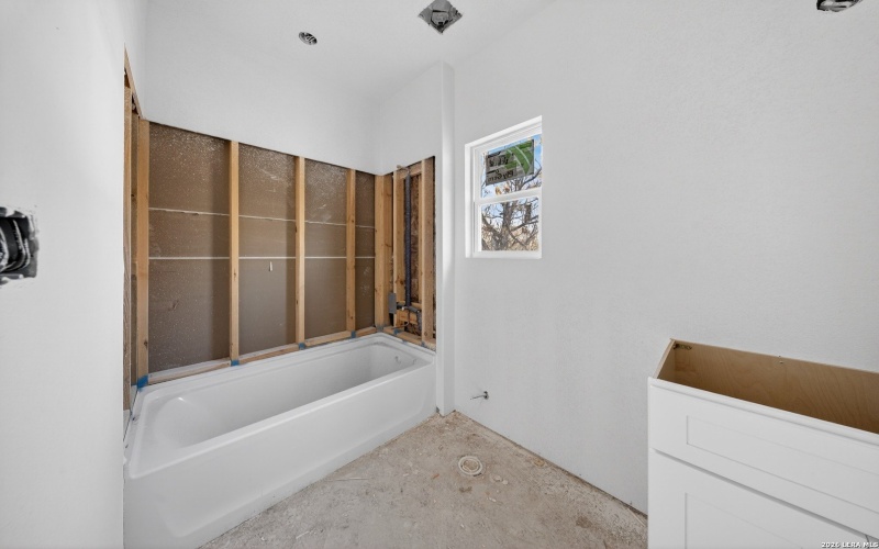 525 Dakota, San Antonio, TX 78203, ,Residential Multi Family,For Sale,525 Dakota,0,1937623