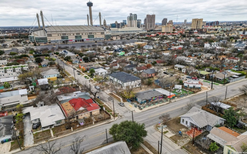 525 Dakota, San Antonio, TX 78203, ,Residential Multi Family,For Sale,525 Dakota,0,1937623