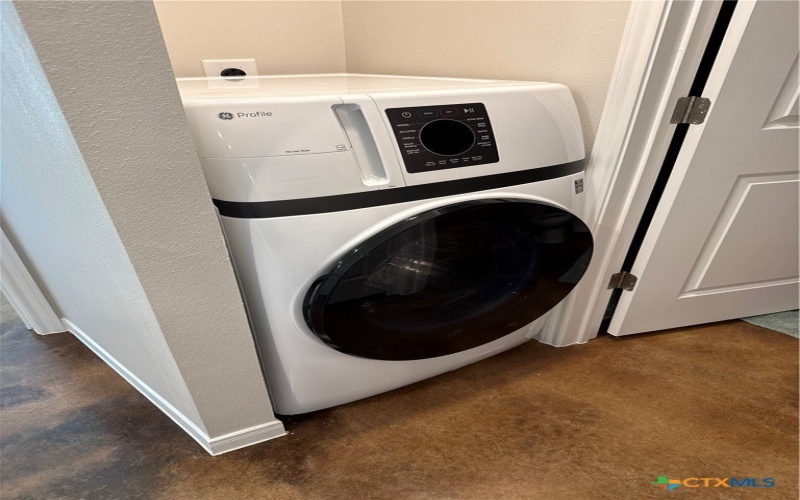 1704 E 3rd, Lampasas, TX 76550, 2 Bedrooms Bedrooms, ,2 BathroomsBathrooms,Residential Multi Family,For Sale,1704 E 3rd,0,603736