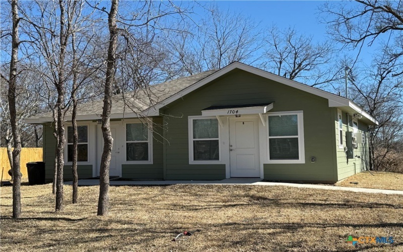 1704 E 3rd, Lampasas, TX 76550, 2 Bedrooms Bedrooms, ,2 BathroomsBathrooms,Residential Multi Family,For Sale,1704 E 3rd,0,603736