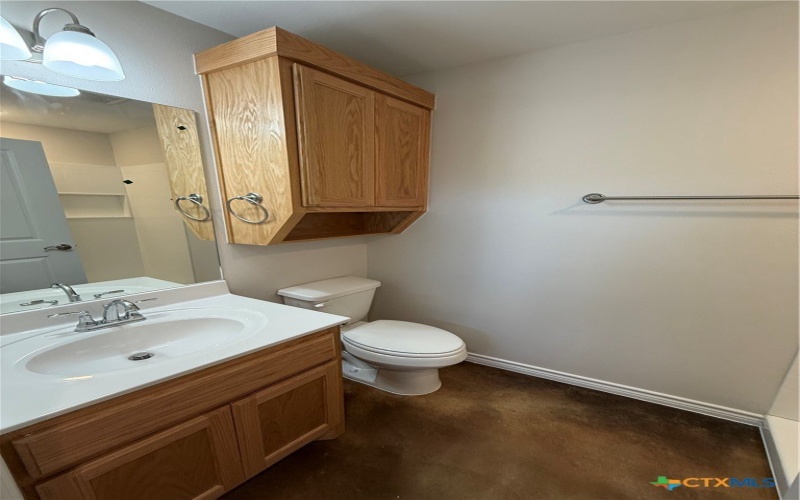 1704 E 3rd, Lampasas, TX 76550, 2 Bedrooms Bedrooms, ,2 BathroomsBathrooms,Residential Multi Family,For Sale,1704 E 3rd,0,603736