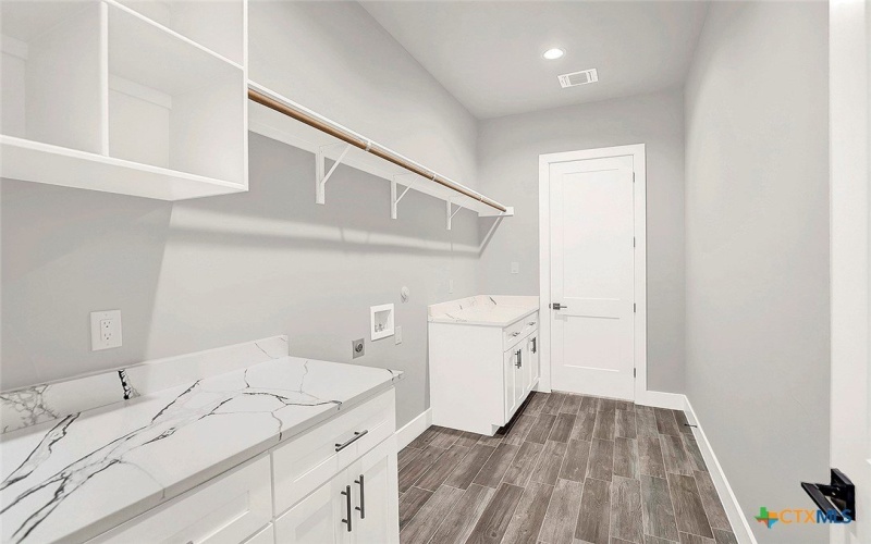 100 Hondo Ridge, La Vernia, TX 78121, 4 Bedrooms Bedrooms, ,2 BathroomsBathrooms,Residential,For Sale,100 Hondo Ridge,0,604059