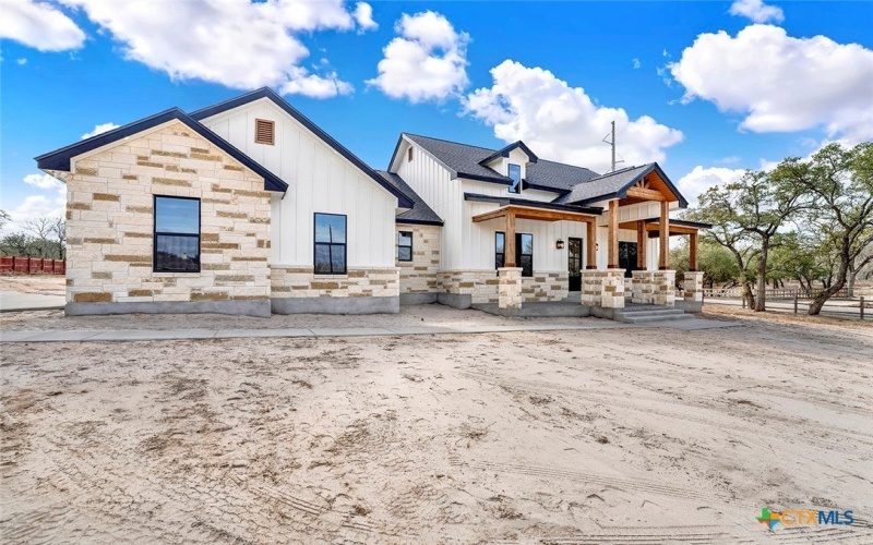 100 Hondo Ridge, La Vernia, TX 78121, 4 Bedrooms Bedrooms, ,2 BathroomsBathrooms,Residential,For Sale,100 Hondo Ridge,0,604059