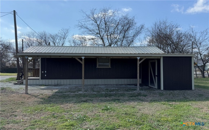 400 E Mignonette Street, Kosse, TX 76653, 1 Bedroom Bedrooms, ,1 BathroomBathrooms,Residential,For Sale,400 E Mignonette Street,0,604116
