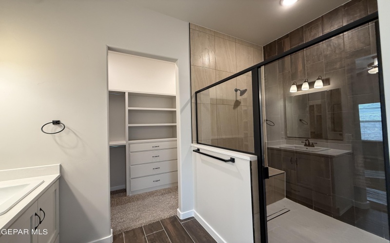 813 FAIRFORD Place, El Paso, TX 79928, 4 Habitaciones Habitaciones , ,3 BañosBaños,Residential,En Venta,813 FAIRFORD Place,0,937937