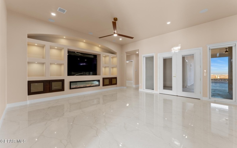 2034 CIMARRON BLUFF Lane, El Paso, TX 79911, 5 Habitaciones Habitaciones , ,5 BañosBaños,Residential,En Venta,2034 CIMARRON BLUFF Lane,0,937951