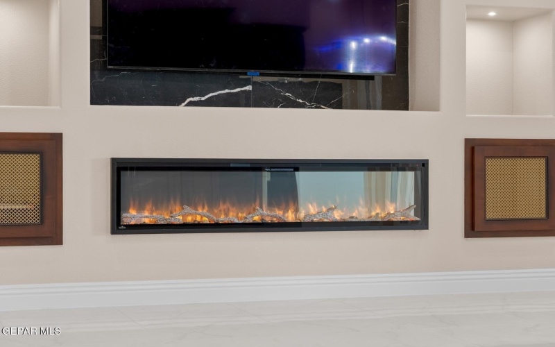 2034 CIMARRON BLUFF Lane, El Paso, TX 79911, 5 Habitaciones Habitaciones , ,5 BañosBaños,Residential,En Venta,2034 CIMARRON BLUFF Lane,0,937951