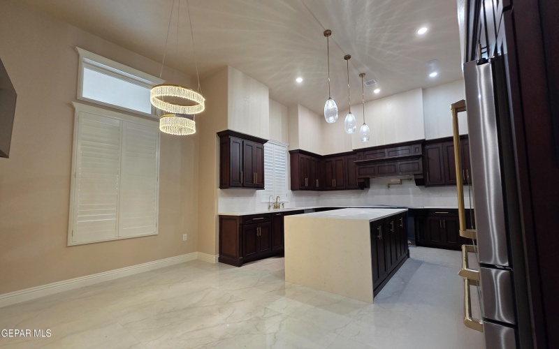 2034 CIMARRON BLUFF Lane, El Paso, TX 79911, 5 Habitaciones Habitaciones , ,5 BañosBaños,Residential,En Venta,2034 CIMARRON BLUFF Lane,0,937951