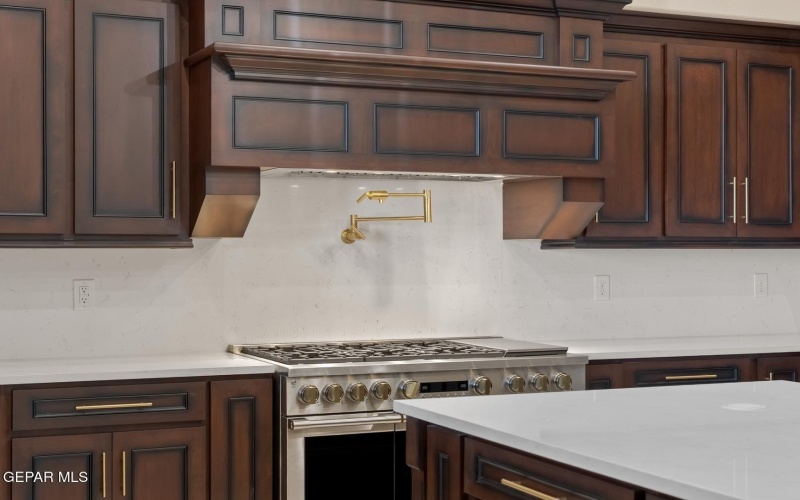 2034 CIMARRON BLUFF Lane, El Paso, TX 79911, 5 Habitaciones Habitaciones , ,5 BañosBaños,Residential,En Venta,2034 CIMARRON BLUFF Lane,0,937951