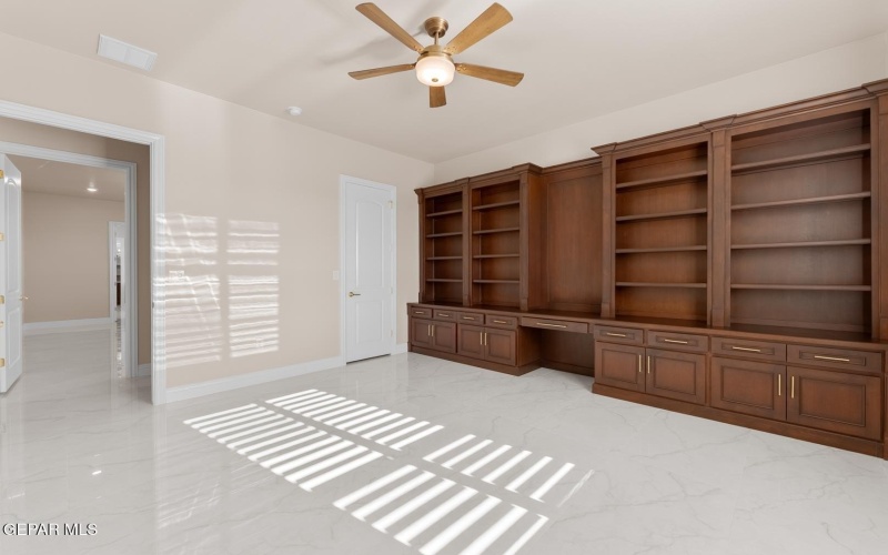 2034 CIMARRON BLUFF Lane, El Paso, TX 79911, 5 Habitaciones Habitaciones , ,5 BañosBaños,Residential,En Venta,2034 CIMARRON BLUFF Lane,0,937951