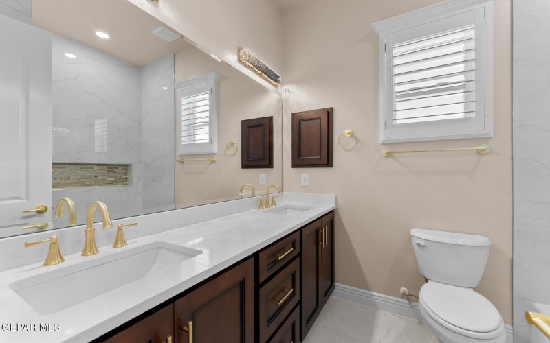 2034 CIMARRON BLUFF Lane, El Paso, TX 79911, 5 Habitaciones Habitaciones , ,5 BañosBaños,Residential,En Venta,2034 CIMARRON BLUFF Lane,0,937951