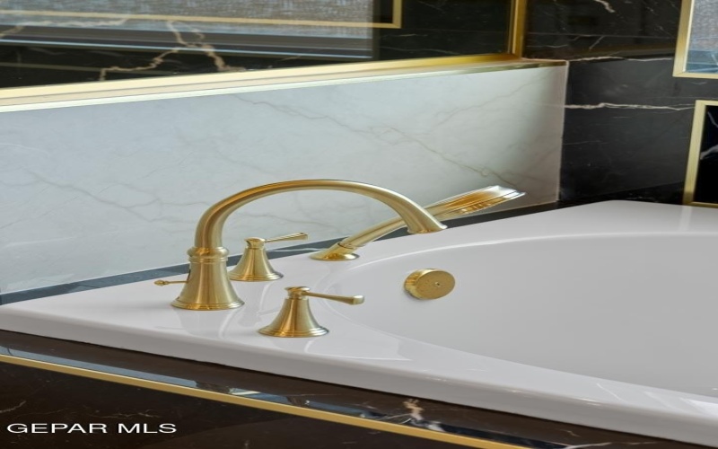 2034 CIMARRON BLUFF Lane, El Paso, TX 79911, 5 Habitaciones Habitaciones , ,5 BañosBaños,Residential,En Venta,2034 CIMARRON BLUFF Lane,0,937951