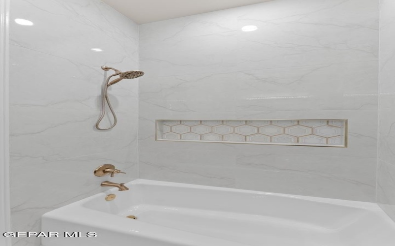 2034 CIMARRON BLUFF Lane, El Paso, TX 79911, 5 Habitaciones Habitaciones , ,5 BañosBaños,Residential,En Venta,2034 CIMARRON BLUFF Lane,0,937951