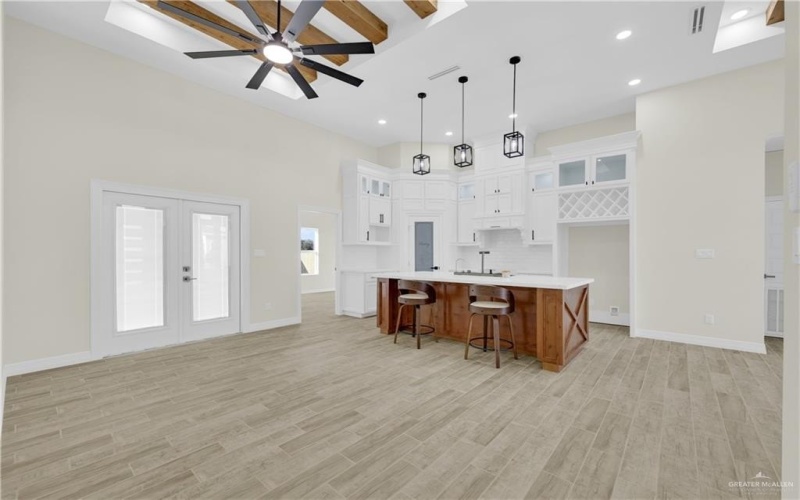 151 E Irvine Avenue, Alamo, TX 78516, 4 Habitaciones Habitaciones , ,2 BañosBaños,Residential,En Venta,151 E Irvine Avenue,0,494378