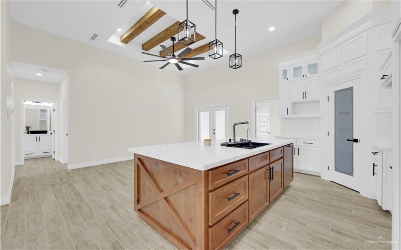 151 E Irvine Avenue, Alamo, TX 78516, 4 Habitaciones Habitaciones , ,2 BañosBaños,Residential,En Venta,151 E Irvine Avenue,0,494378