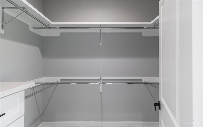 611 Tower Oak Drive, Alamo, TX 78516, 3 Habitaciones Habitaciones , ,2 BañosBaños,Residential,En Venta,611 Tower Oak Drive,0,494398