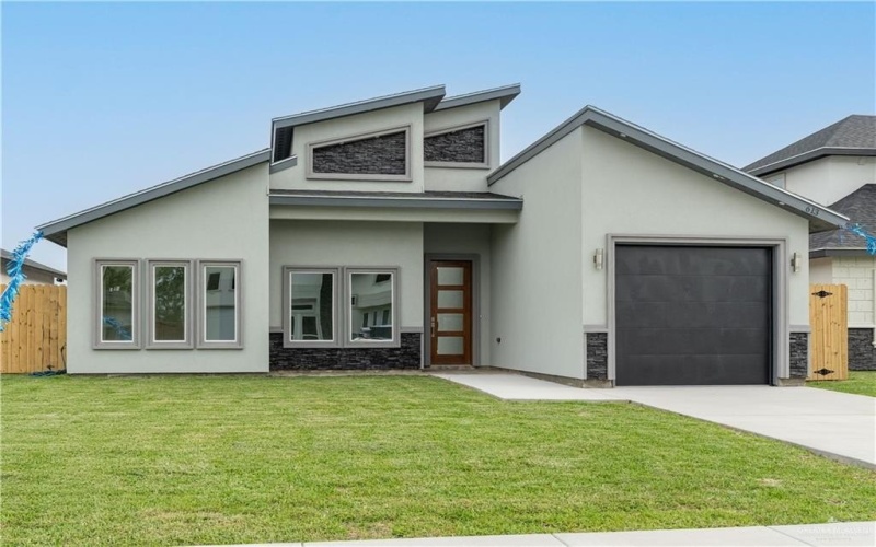 613 Tower Oak Drive, Alamo, TX 78516, 3 Bedrooms Bedrooms, ,2 BathroomsBathrooms,Residential,For Sale,613 Tower Oak Drive,0,494400