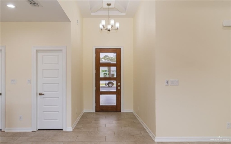 613 Tower Oak Drive, Alamo, TX 78516, 3 Bedrooms Bedrooms, ,2 BathroomsBathrooms,Residential,For Sale,613 Tower Oak Drive,0,494400