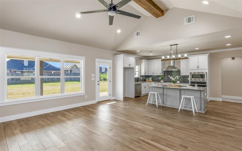 127 Sitka Loop, Haughton, LA 71037, 4 Bedrooms Bedrooms, ,2 BathroomsBathrooms,Residential,For Sale,127 Sitka Loop,0,21024401