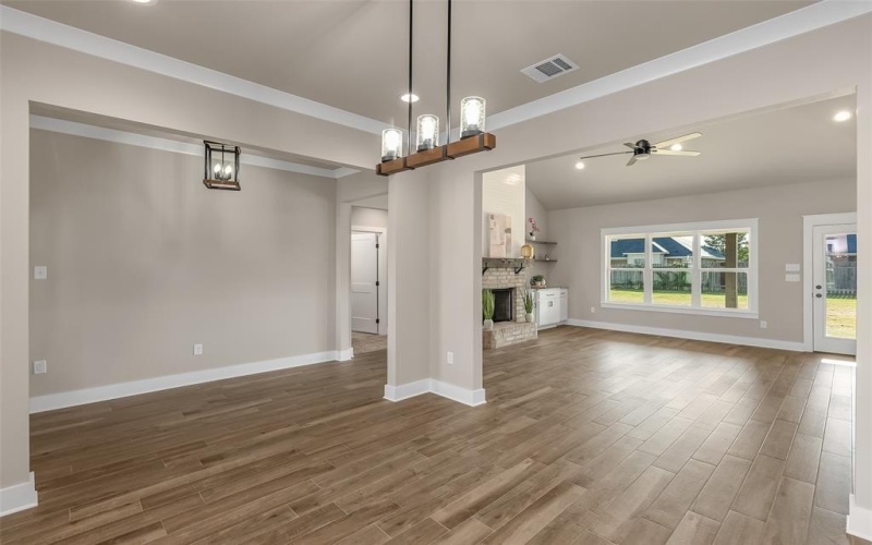 127 Sitka Loop, Haughton, LA 71037, 4 Bedrooms Bedrooms, ,2 BathroomsBathrooms,Residential,For Sale,127 Sitka Loop,0,21024401