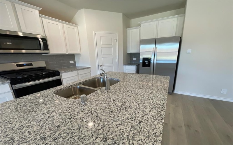 769 Sunglow Way, Lavon, TX 75166, 3 Bedrooms Bedrooms, ,2 BathroomsBathrooms,Residential,For Sale,769 Sunglow Way,0,21174557