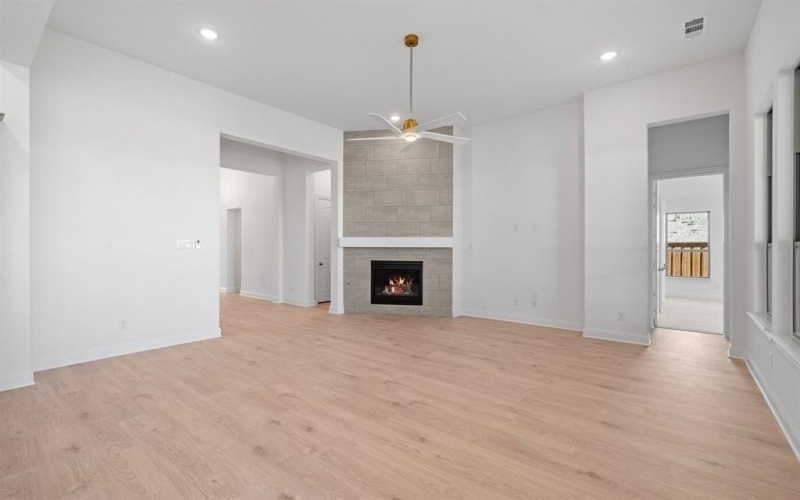 2208 Birch Street, Mansfield, TX 76063, 4 Habitaciones Habitaciones , ,2 BañosBaños,Residential,En Venta,2208 Birch Street,0,21174595