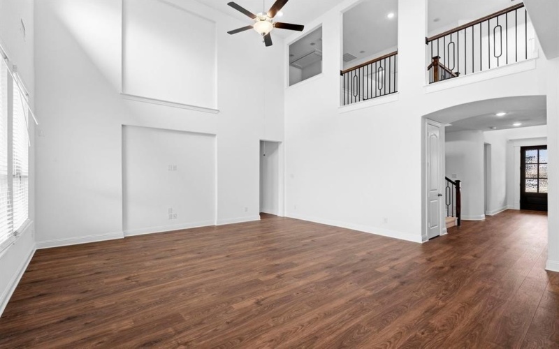 2111 Birch Street, Mansfield, TX 76063, 5 Bedrooms Bedrooms, ,5 BathroomsBathrooms,Residential,For Sale,2111 Birch Street,0,21174622