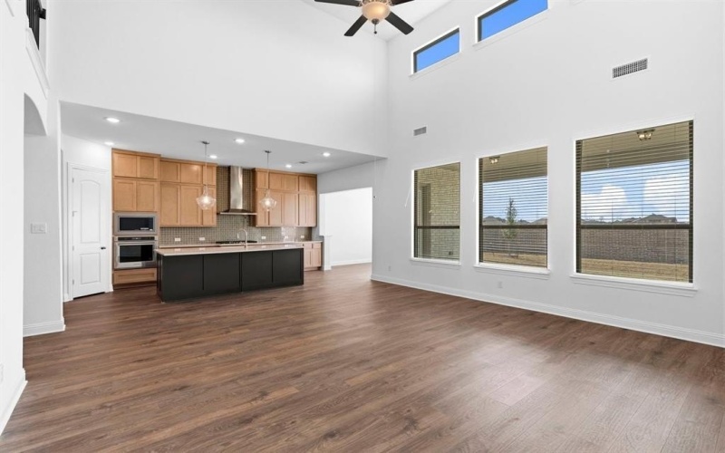 2111 Birch Street, Mansfield, TX 76063, 5 Bedrooms Bedrooms, ,5 BathroomsBathrooms,Residential,For Sale,2111 Birch Street,0,21174622