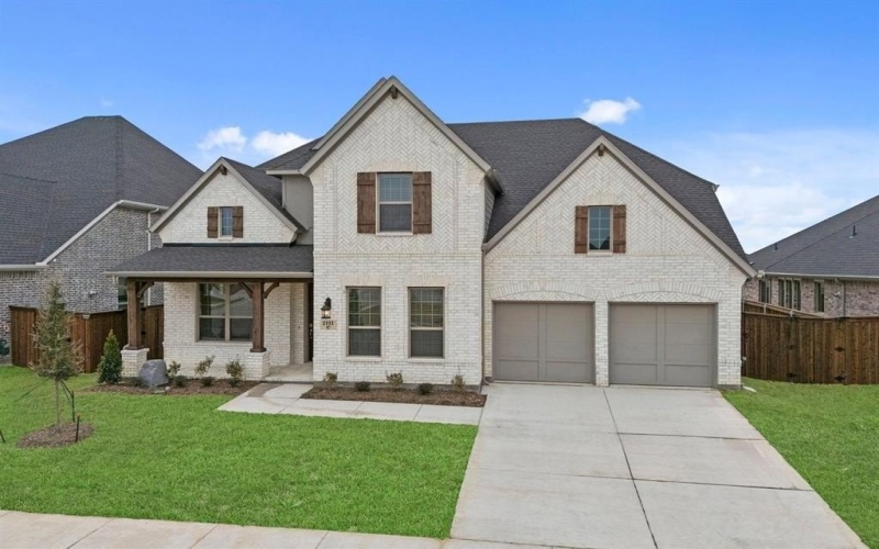 2111 Birch Street, Mansfield, TX 76063, 5 Bedrooms Bedrooms, ,5 BathroomsBathrooms,Residential,For Sale,2111 Birch Street,0,21174622