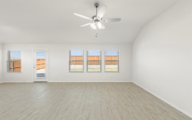 118 Coyote Circle, Terrell, TX 75160, 3 Bedrooms Bedrooms, ,2 BathroomsBathrooms,Residential,For Sale,118 Coyote Circle,0,21174665