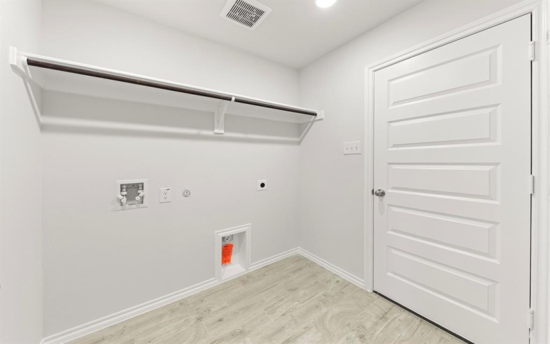 118 Coyote Circle, Terrell, TX 75160, 3 Bedrooms Bedrooms, ,2 BathroomsBathrooms,Residential,For Sale,118 Coyote Circle,0,21174665