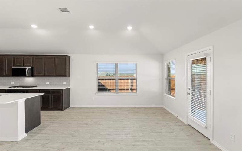 118 Coyote Circle, Terrell, TX 75160, 3 Bedrooms Bedrooms, ,2 BathroomsBathrooms,Residential,For Sale,118 Coyote Circle,0,21174665