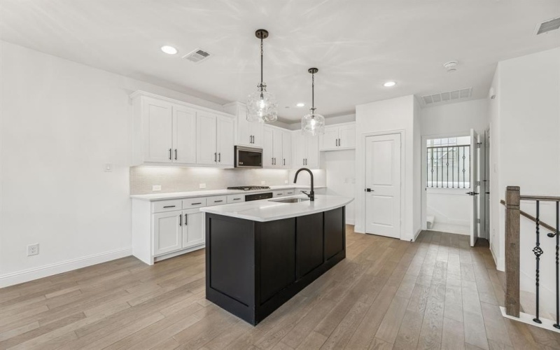 104 Kensington Drive, Lewisville, TX 75067, 3 Bedrooms Bedrooms, ,2 BathroomsBathrooms,Residential,For Sale,104 Kensington Drive,0,21174861