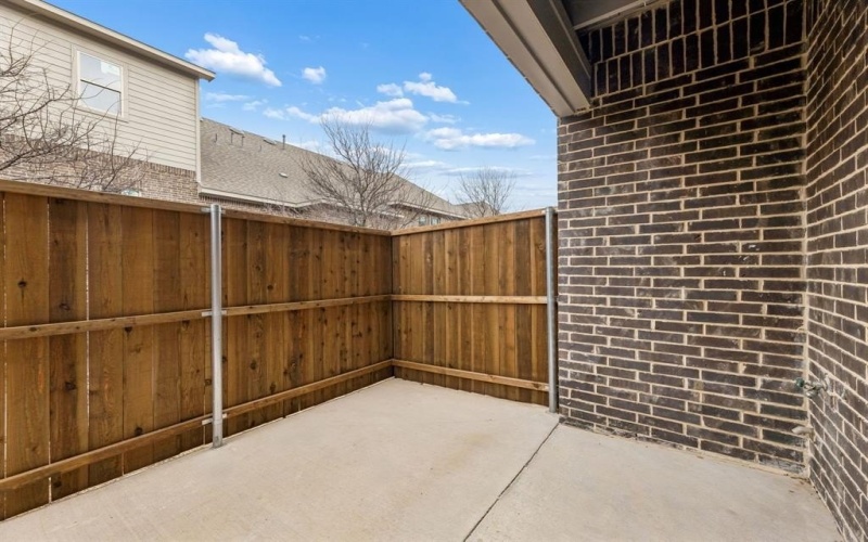 104 Kensington Drive, Lewisville, TX 75067, 3 Bedrooms Bedrooms, ,2 BathroomsBathrooms,Residential,For Sale,104 Kensington Drive,0,21174861