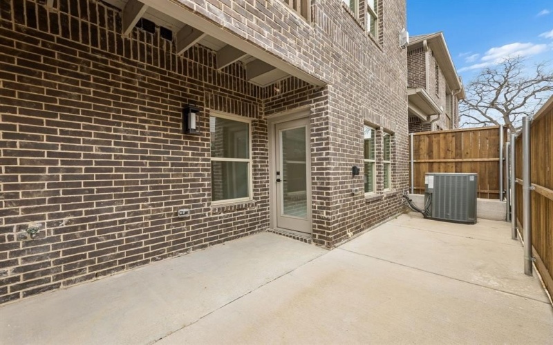 104 Kensington Drive, Lewisville, TX 75067, 3 Bedrooms Bedrooms, ,2 BathroomsBathrooms,Residential,For Sale,104 Kensington Drive,0,21174861